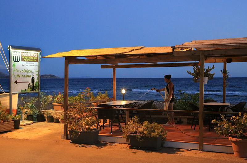 Xenios Apartments Agios Nikolaos  Bagian luar foto