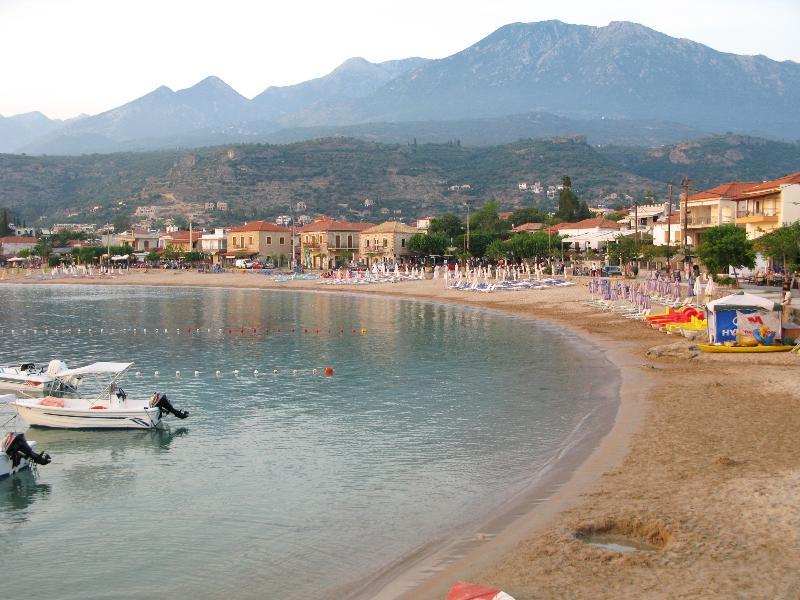 Xenios Apartments Agios Nikolaos  Bagian luar foto